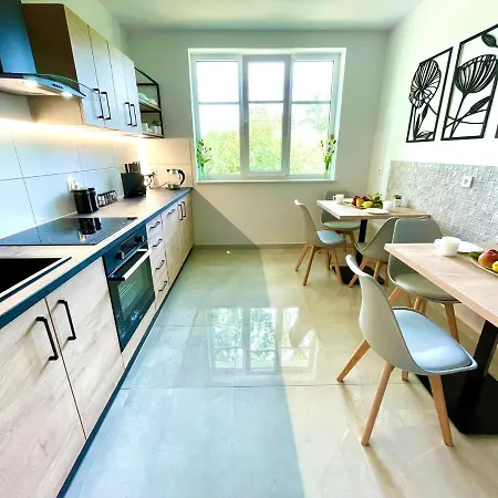 Goscinne - Kasztelanska 8 3* Stara Kamienica