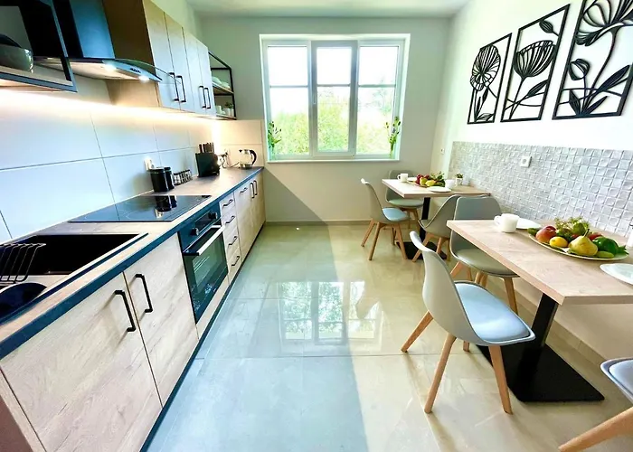 Goscinne - Kasztelanska 8 3* Stara Kamienica