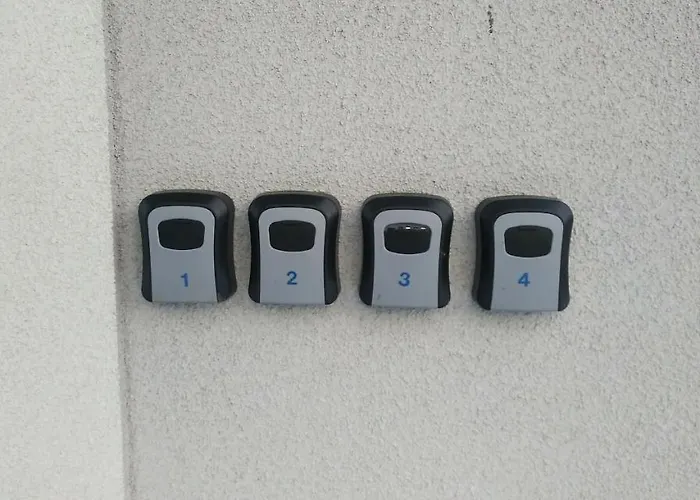 Konukevi Goscinne - Kasztelanska 8 3*