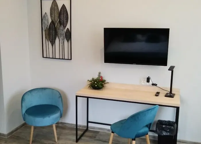 Goscinne - Kasztelanska 8 Konukevi Stara Kamienica